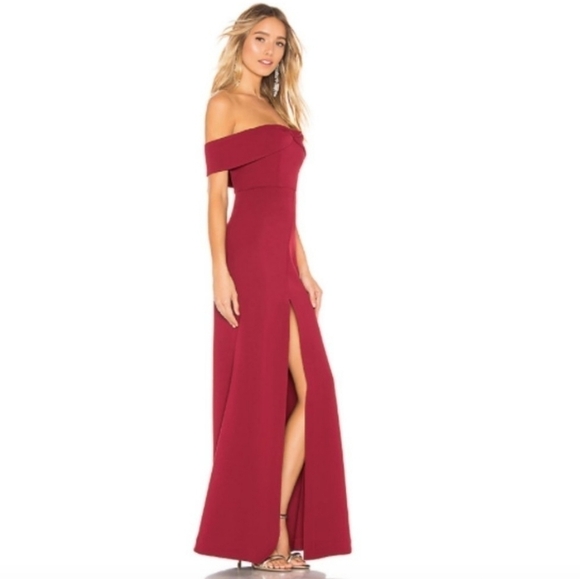 NWT Lovers + Friends Danica Gown in Ruby Small Off Shoulder Front Slit - Picture 1 of 14
